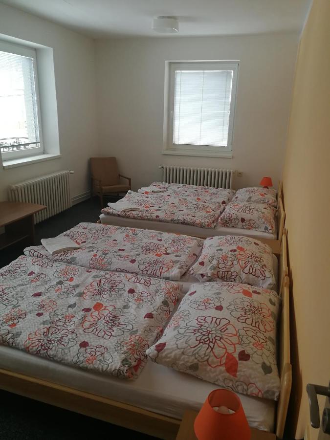 Penzion U Kluju Vestin 外观 照片