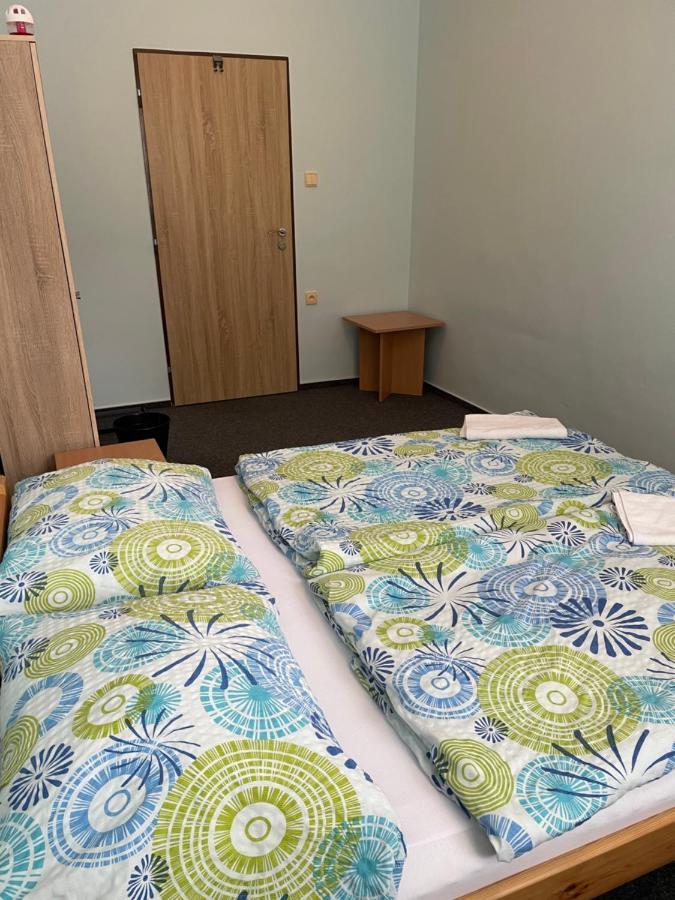 Penzion U Kluju Vestin 外观 照片